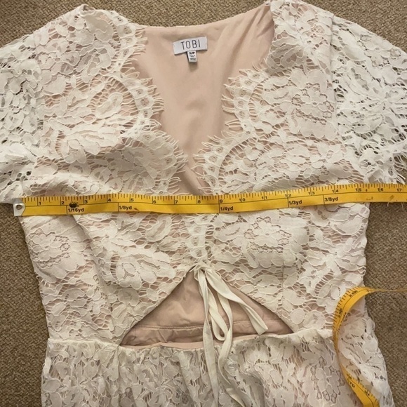 Tobi White Lace Mini Dress - Picture 7 of 8